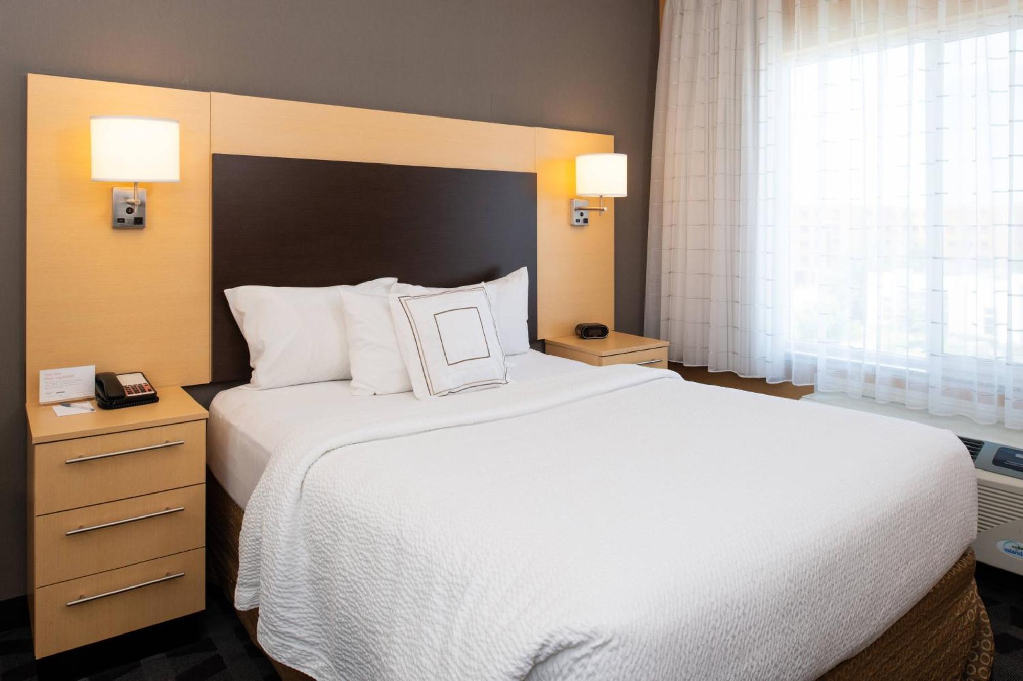 Towneplace Suites By Marriott Bakersfield West Exteriér fotografie
