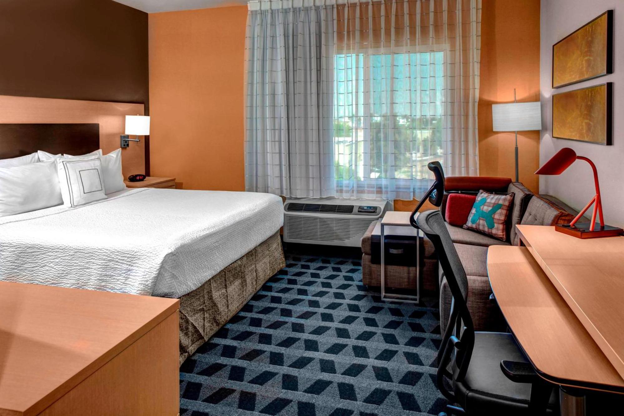 Towneplace Suites By Marriott Bakersfield West Exteriér fotografie