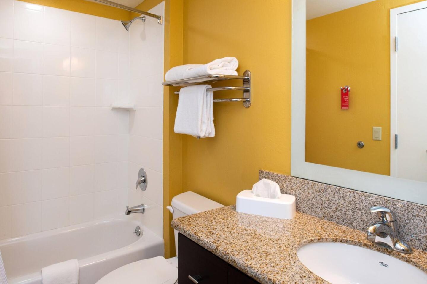Towneplace Suites By Marriott Bakersfield West Exteriér fotografie